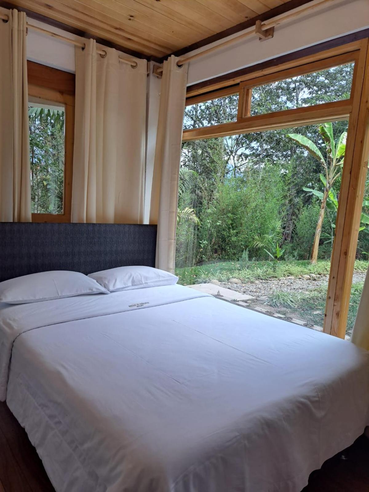 Refugio De Orquideas Villa Oxapampa Exteriör bild